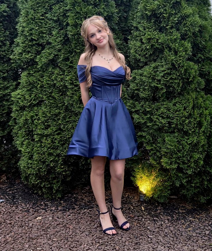 Robe de bal intemporelle, épaules dénudées, bleu marine, courte, pour rentrée universitaire, bal de promo, soirée de gala, RB4430