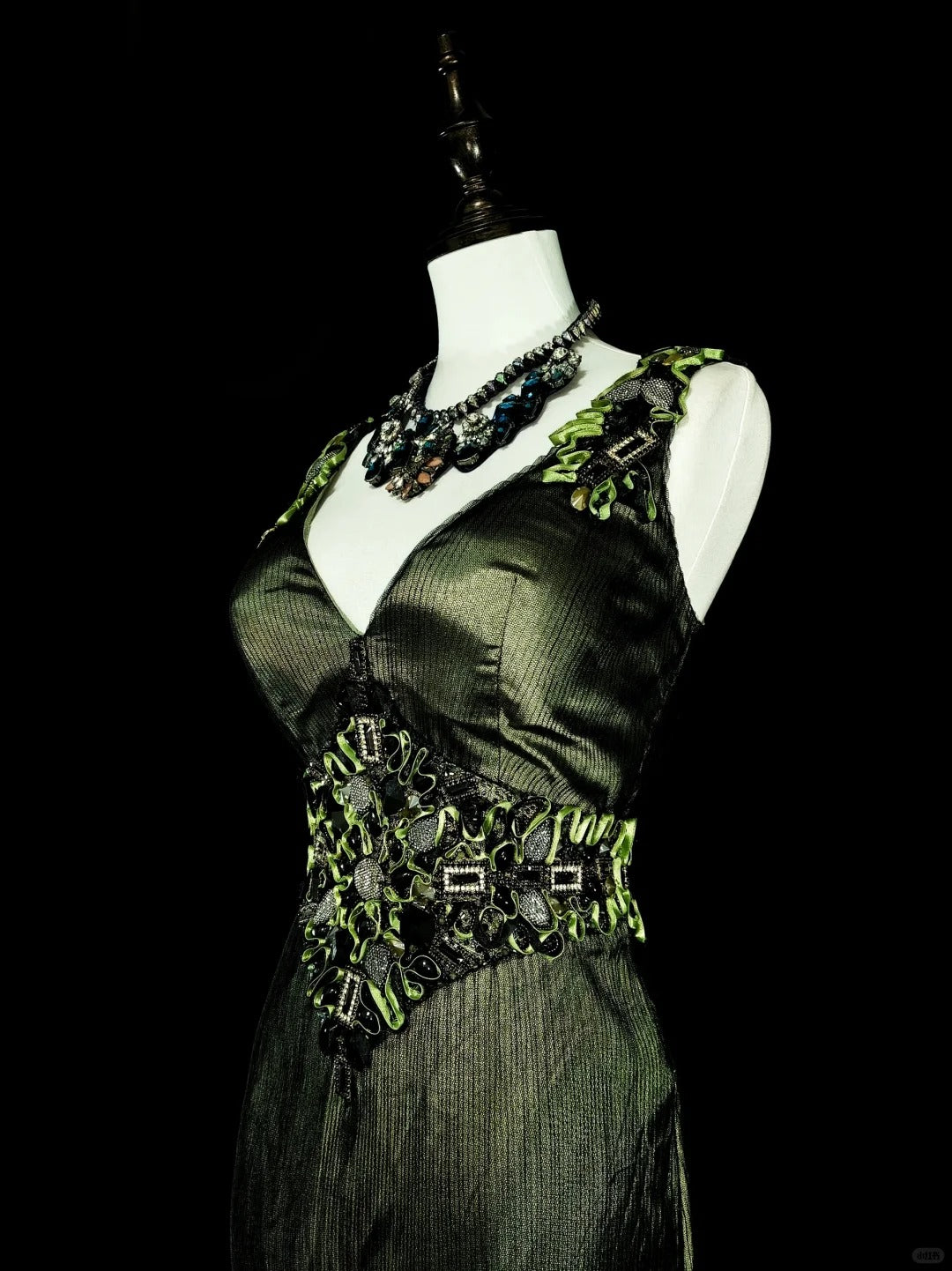 Vintage Abschlussballkleider Meerjungfrau V-Ausschnitt Olivgrün Schwarz Tüll mit Perlen 90er Lange Abendkleid N2716