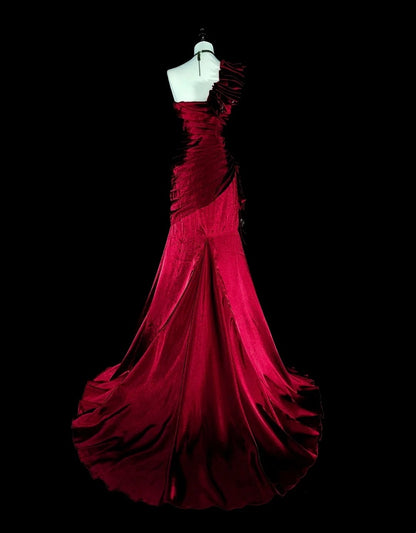 Robes de Bal Vintage Sirène Asymétrique Bourgogne Foncée Satin Perlé Années 1990 Longue Robe de Soirée N2710