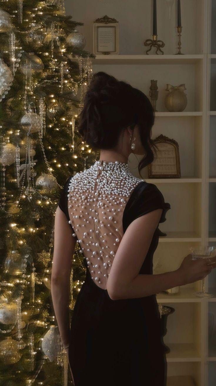 Schwarzes Samt-Abendkleid mit Perlenverzierungen, Partykleid, Geburtstagskleid, Ballkleid AB1634