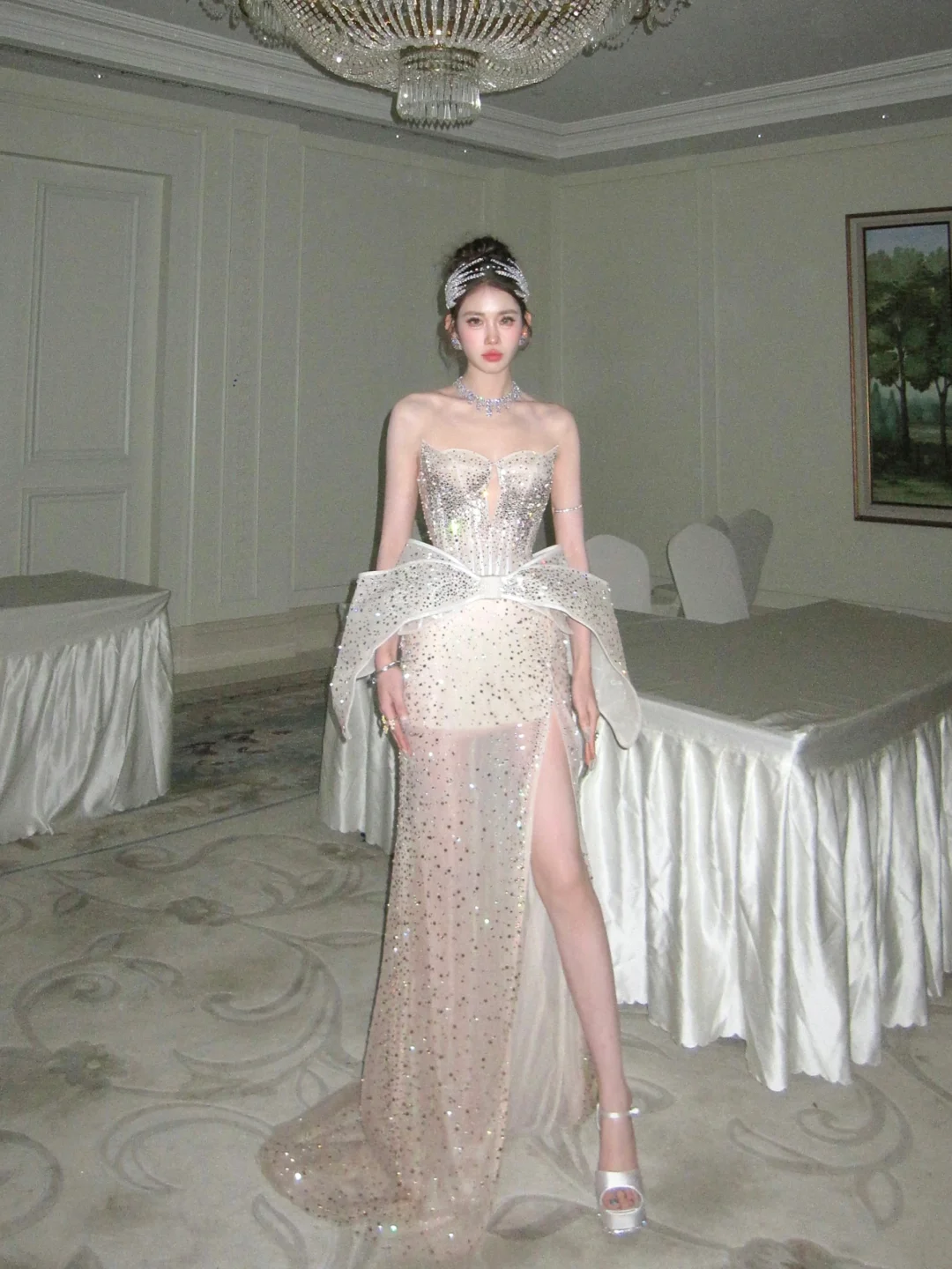 Robe de bal sirène scintillante à décolleté cœur et fente couleur champagne, tenue de soirée longue et esthétique pour la remise des diplômes N079