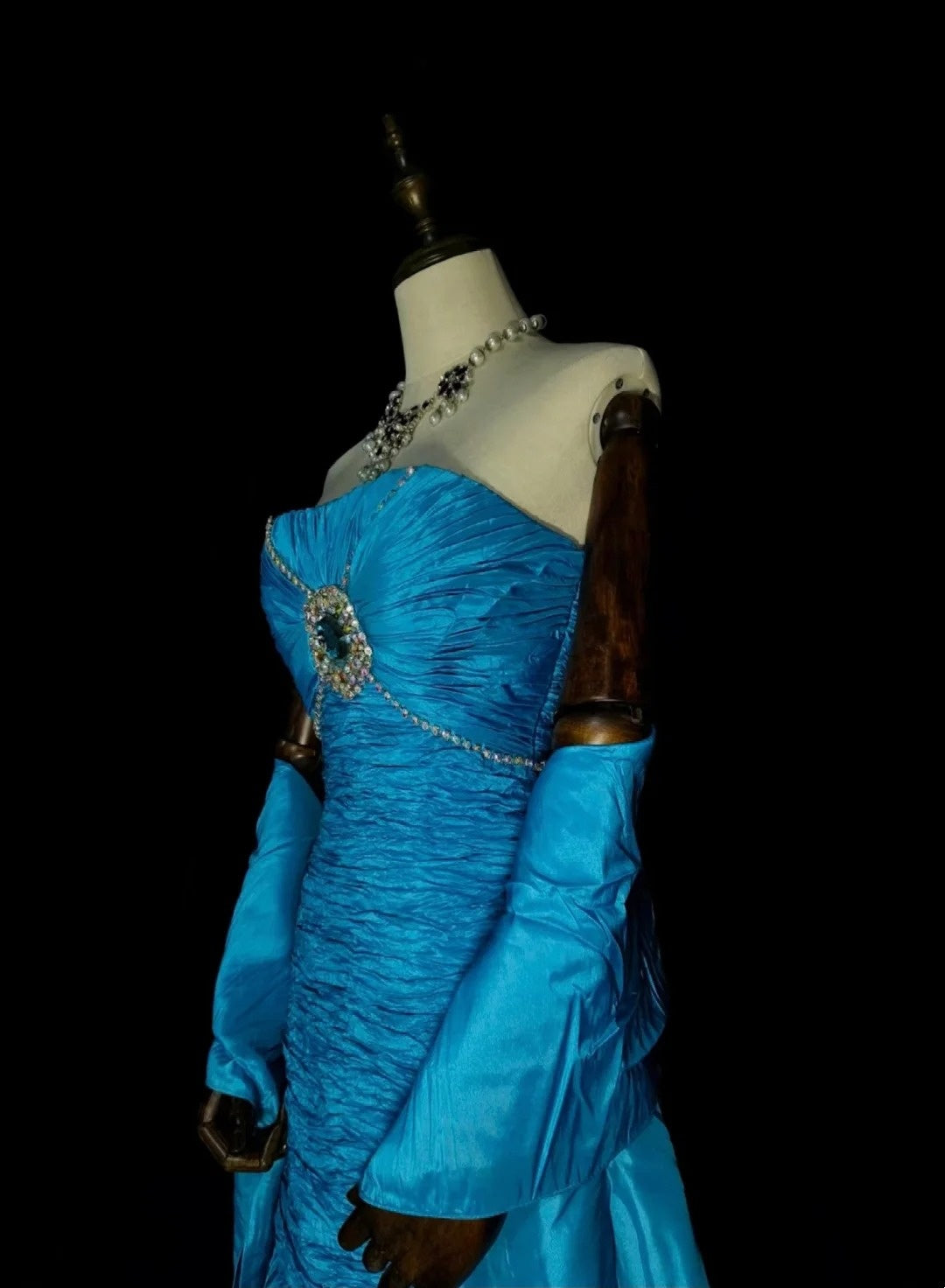 Robe de bal longue sirène vintage bleue sans bretelles à volants, style années 80, N1484