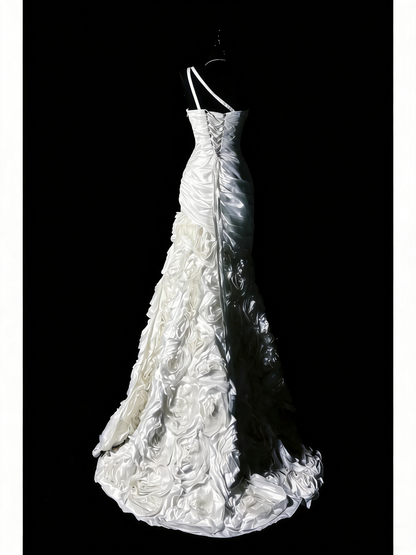 Robe de mariée princesse sirène asymétrique en satin blanc à fleurs, longue et cintrée, modèle N1206