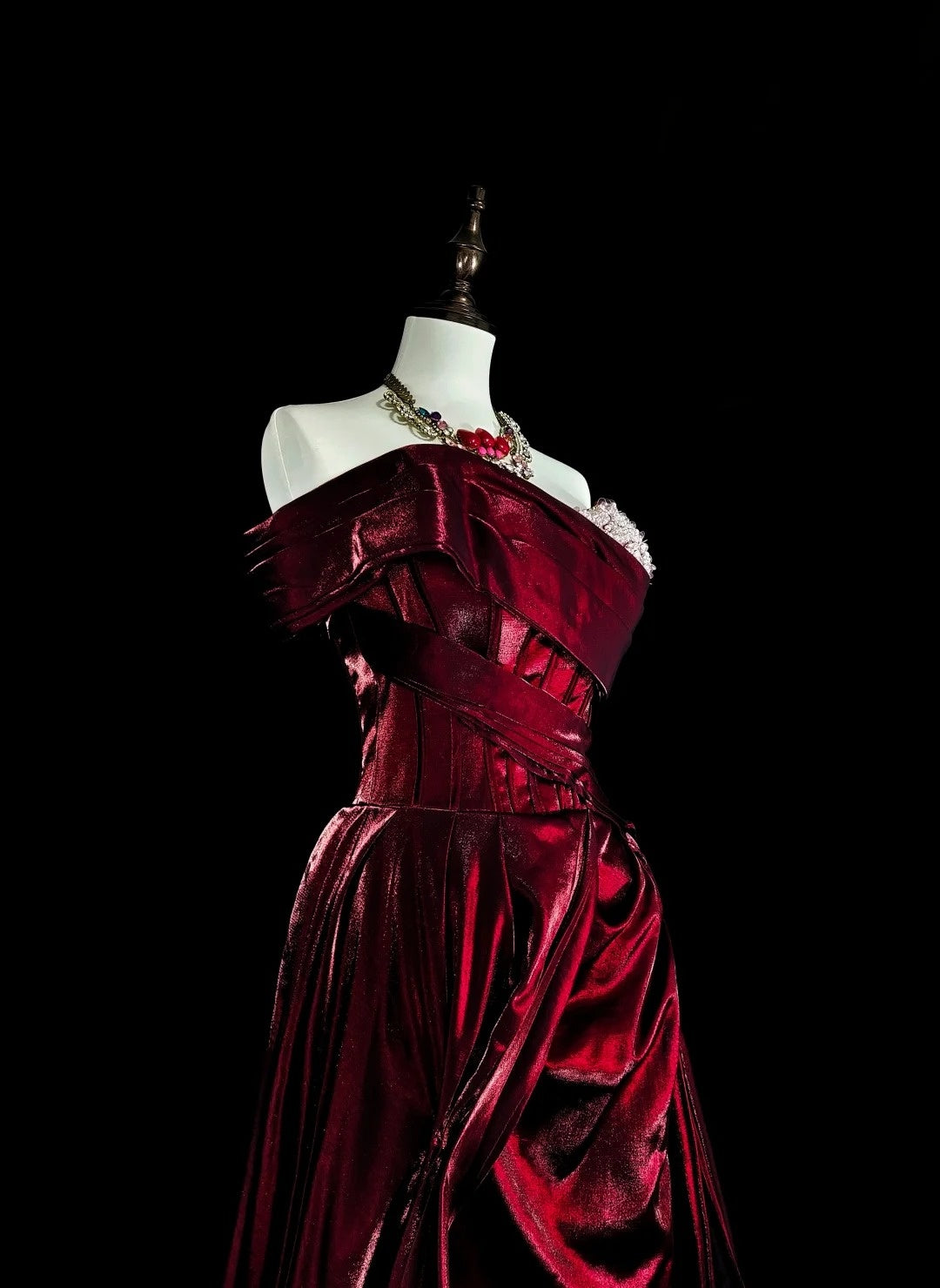 Verträumte Abschlussballkleider Vintage 90er Jahre mit Perlen Meerjungfrau schulterfrei Burgund Satin Lange formelle Outfits N2377