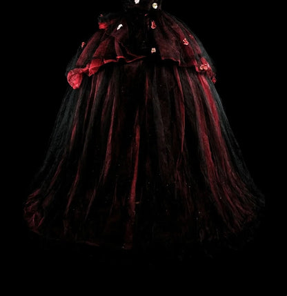 Robes de bal modestes Robe de bal bustier en tulle bordeaux avec applique longue robe de quinceañera N3066