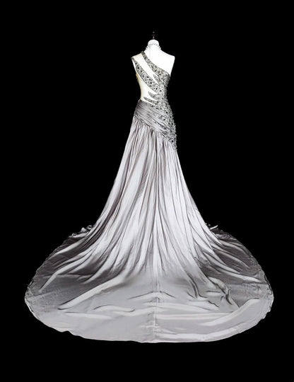 Robe de bal vintage sirène esthétique à une épaule en taffetas gris, inspiration classique avec cristaux et pierres précieuses N1999