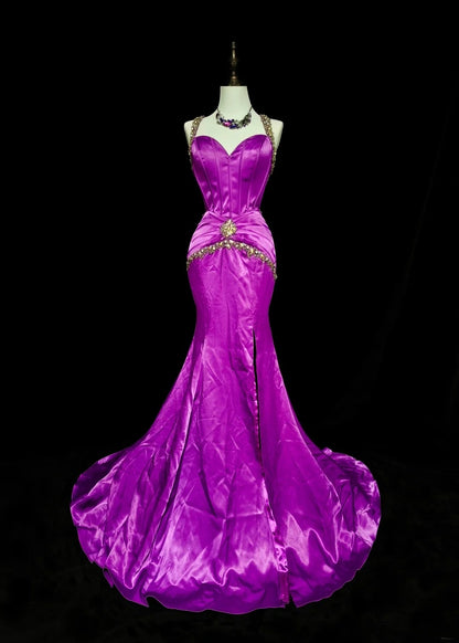 Robe de bal longue sirène plissée en satin couleur raisin, décolleté cœur, bretelles, style vintage années 1960, référence N1577