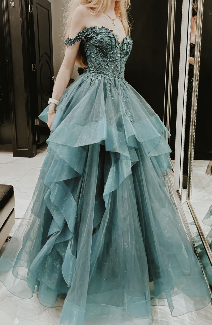 Modest Ball Gown Off The Shoulder Green Tulle Lace Prom Dresses With Sleeves Party Dress Evening Dresses AC012