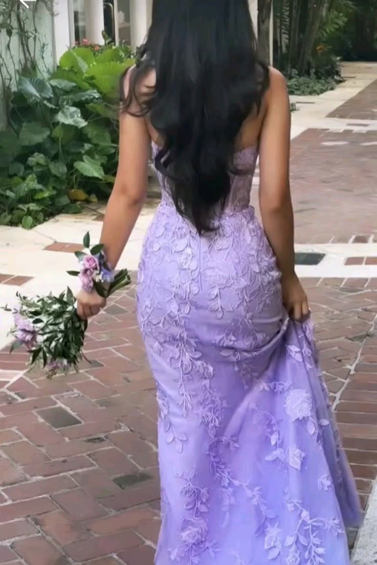 Robe de soirée sirène sans bretelles en tulle et dentelle AB642