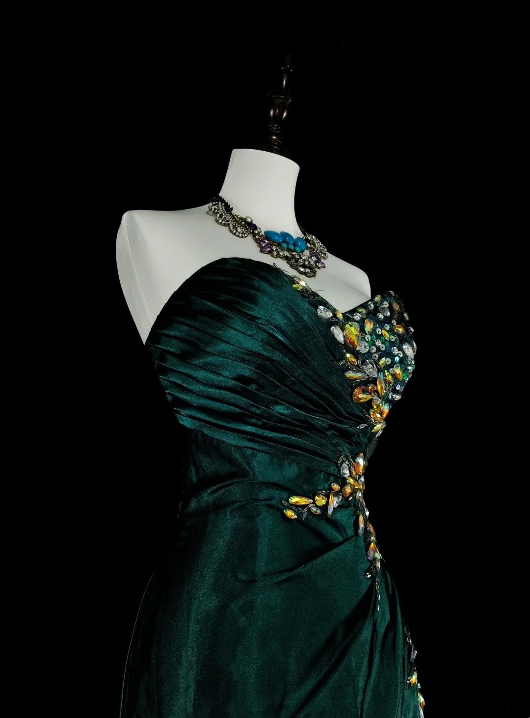 Robe de bal vintage sirène bustier cœur vert foncé satin sans manches années 90, inspiration années 90, robe de soirée longue et élégante N1498