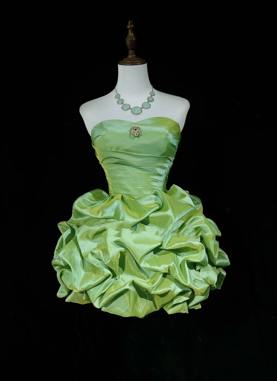 Hübsches Ballkleid Sweetheart Grün Organza Kurze Mini-Heimkehrkleider Hoco Kleider N2660