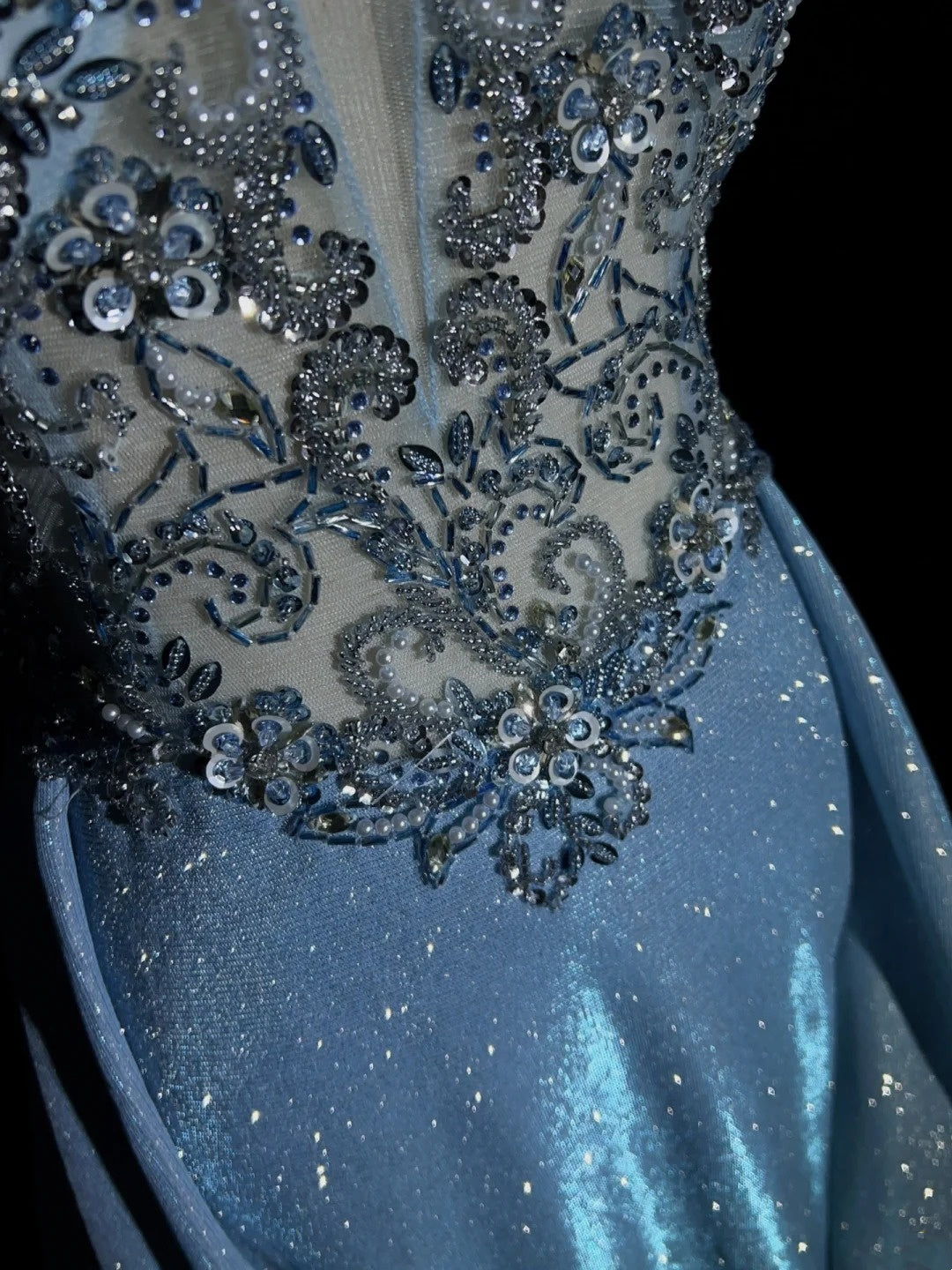Inspiration Robes de Bal Élégantes Sirène Col V Bretelles Paillettes Bleues avec Volants pour Femmes Robe de Soirée N3227