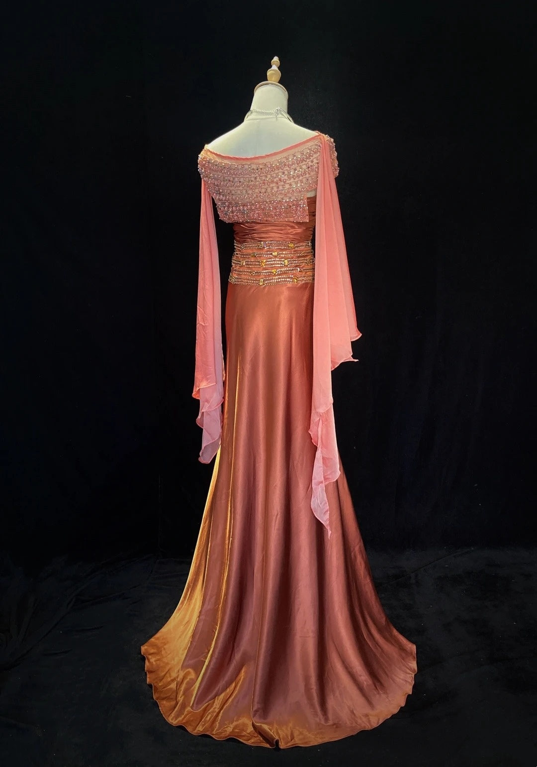 Elegante Ballkleider Meerjungfrau Trägerlos Chiffon Rüschen Perlen Jacke Bodenlang Formelle Abendgarderobe N3489