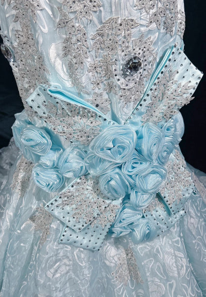 Wunderschöne Abiballkleider Meerjungfrau Spaghettiträger Hellblau mit Blumen Perlenstickerei Lange Abendkleider N3319