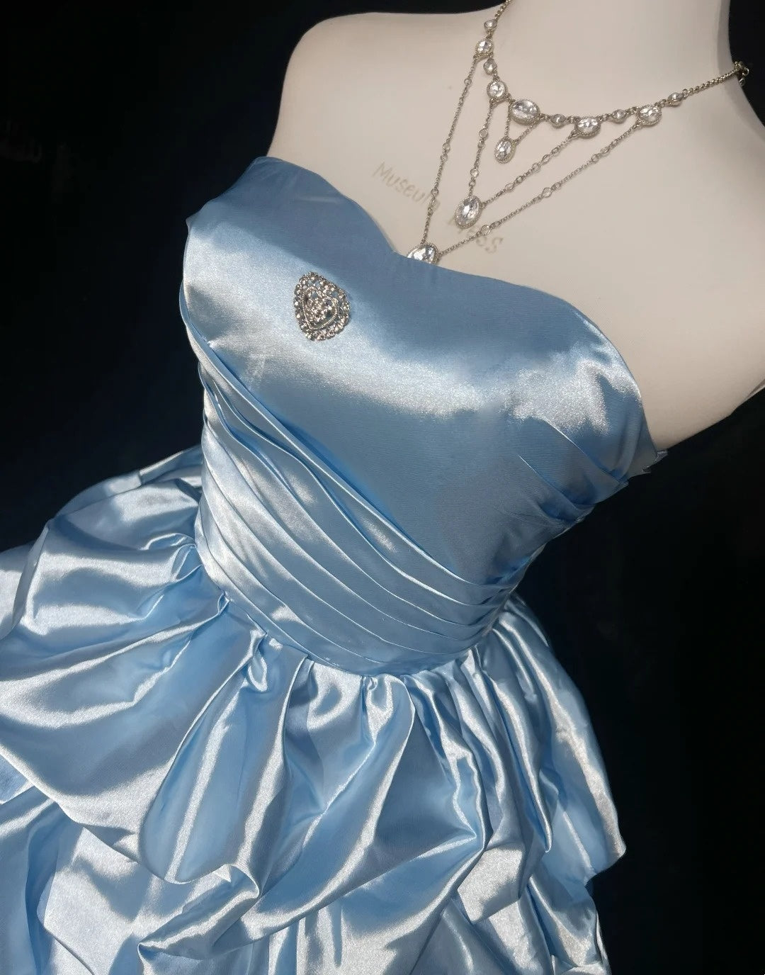 Jolie robe de bal bustier bleu ciel clair pour le 16e anniversaire, robes de bal de rentrée N3807