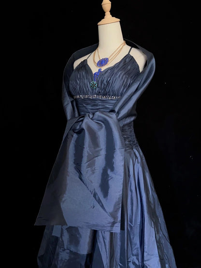 Zeitlose Ballkleider Trägerlos Marineblau Taft mit Perlenumhang Abendgarderobe N3287