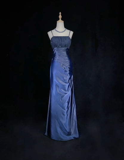 Elegante Ballkleider Meerjungfrau Spaghetti-Träger Marineblau Mit Umhang Ärmelloses Langes Abendkleid N2880