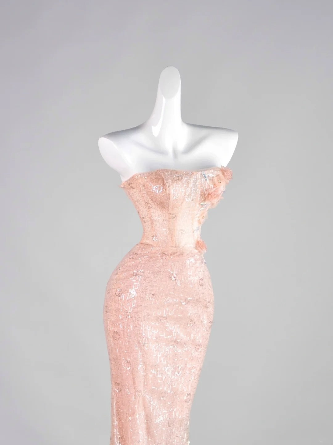 Robe de bal de fin d'année rose sirène élégante, sans bretelles, à sequins et sans manches, N1287