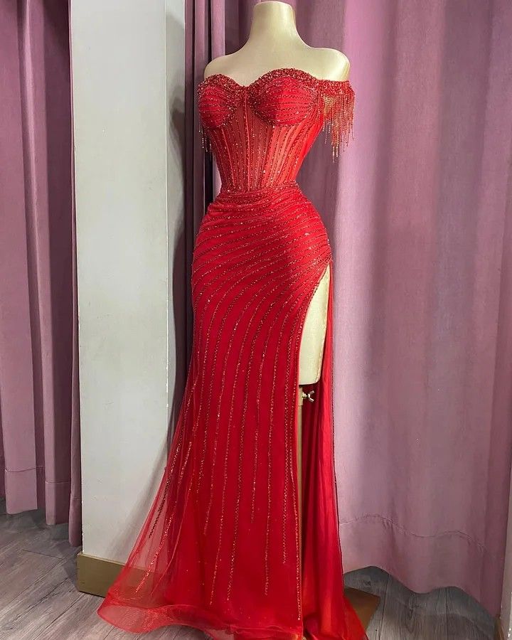 Rotes Glitzer-Bodycon-Off-Shoulder-Kleid mit Schlitz für den Abschlussball, Meerjungfrau-Bodycon für Damen N4108