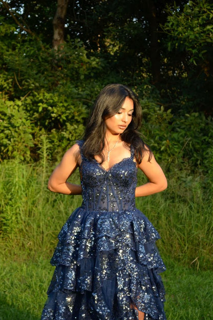 Elegantes Ballkleid mit Herzausschnitt, Spitzenträgern, marineblau, lang, plissiert, Rüschen, Schlitz, Abiballkleider Vestidos De Dia AB556