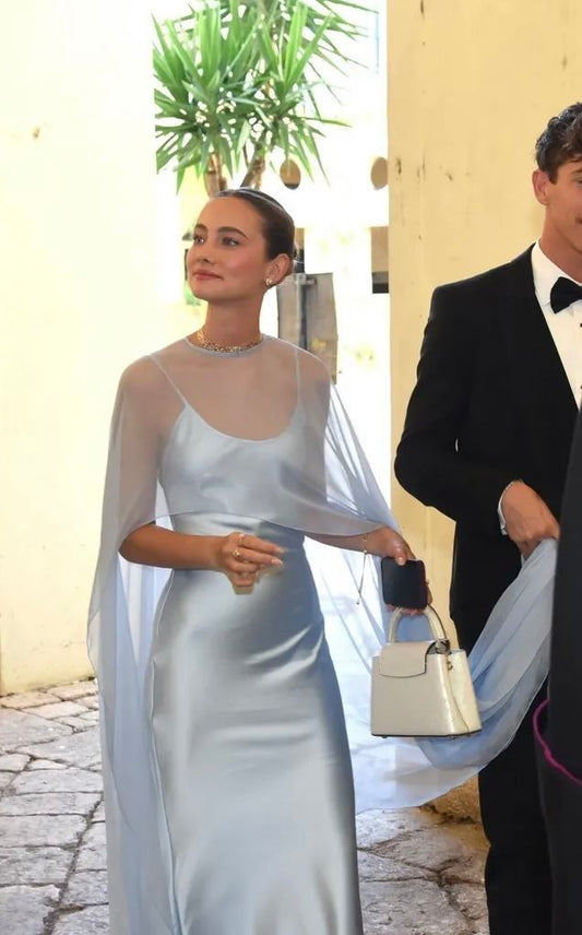 Schlichtes, blaues Chiffon-Abendkleid mit Spaghettiträgern in A-Linie – auch als Ballkleid oder Hochzeitsgastkleid geeignet (Modell N891)