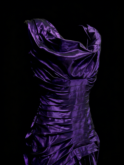 Robe de bal longue de soirée vintage violette à col carré et sans manches, style sirène années 90, ornée de volants (N1387)