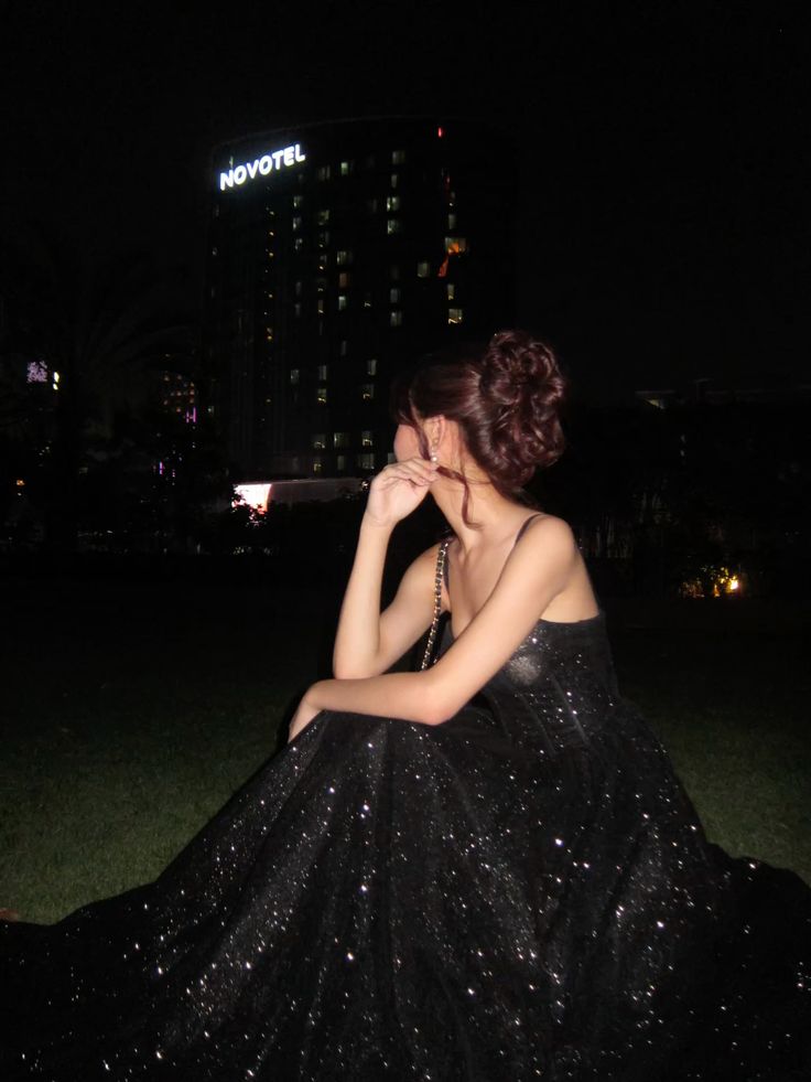Robe de soirée longue de bal à fines bretelles et sequins noirs, coupe trapèze, AB640