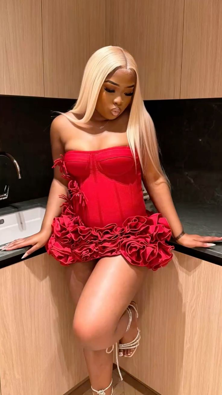 Robe de bal sexy bustier en satin rouge, mini-robe de remise des diplômes Hoco, robes courtes, tenues de bal de promo pour seniors RB3647