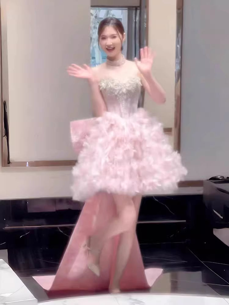 Robe de bal courte en tulle rose sans bretelles, idéale pour un 16e anniversaire, une soirée de retrouvailles ou un cocktail (AB2227)