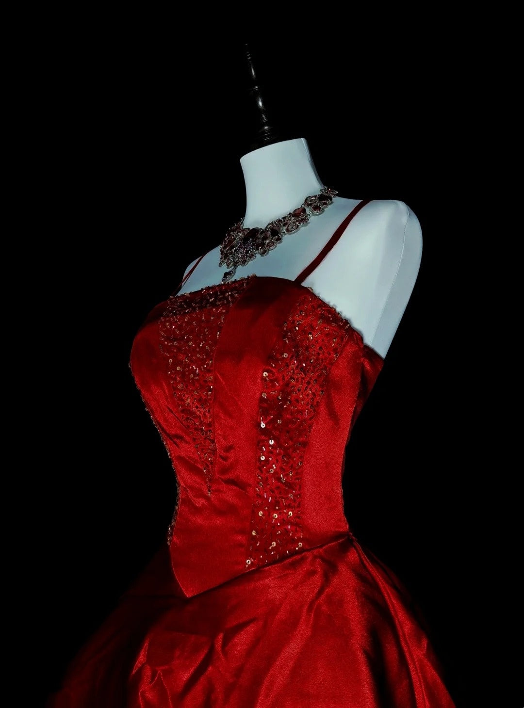 Ball Gown Spaghetti Straps Burgundy Satin Prom Dresses Evening Gown Formal Dress Vintage Party N1776