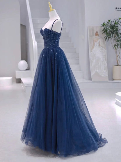 Robe de bal longue en tulle bleu marine à fines bretelles et perles argentées, coupe trapèze, AC013