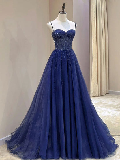 Robe de bal longue en tulle bleu marine à fines bretelles et perles argentées, coupe trapèze, AC013