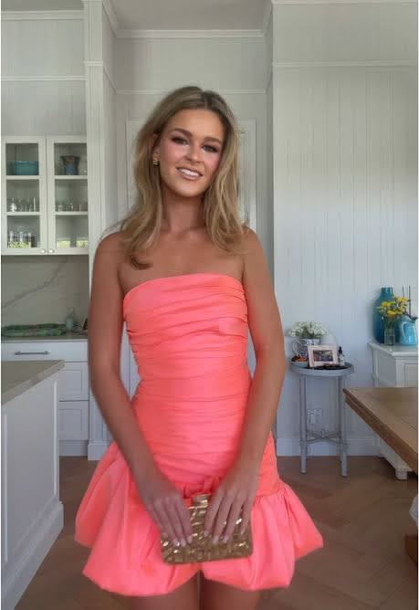 Sheath Coral Satin With Ruffled Homecoming Dress Strapless Bodycon Mini Hoco Dress Cocktail Outfits RB9188