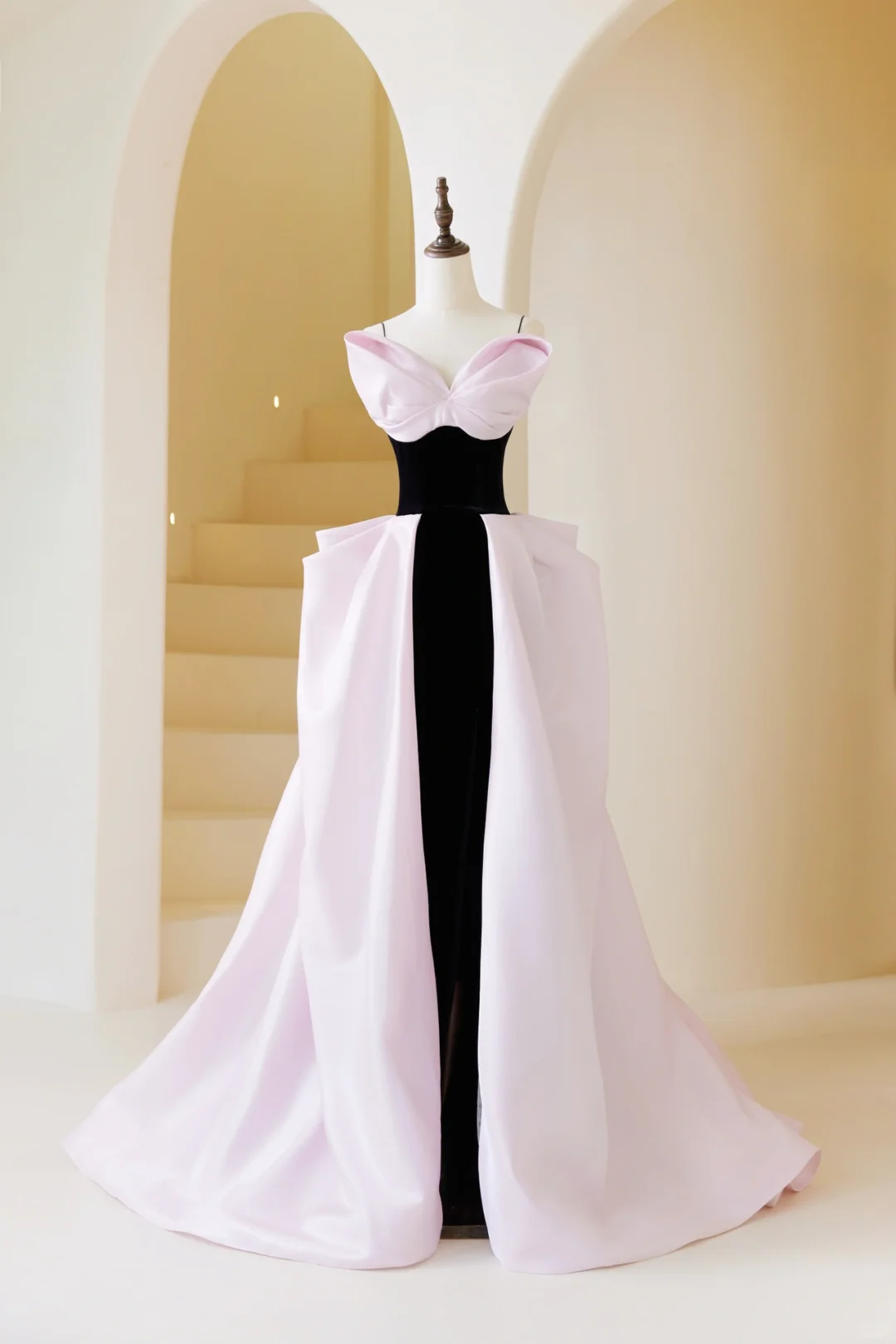 Elegantes, langes, rosafarbenes A-Linien-Abendkleid mit Spaghettiträgern – bezauberndes Kleid für Partys und Hochzeiten AB1006
