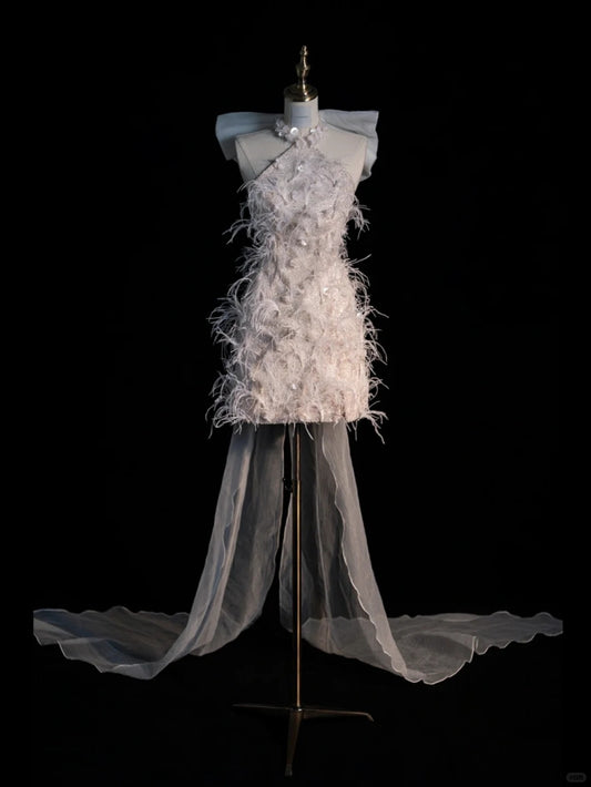 Modest A line Halter White With Feathers Short Brides Gown Bridal Dress Wedding Dresses RB6573