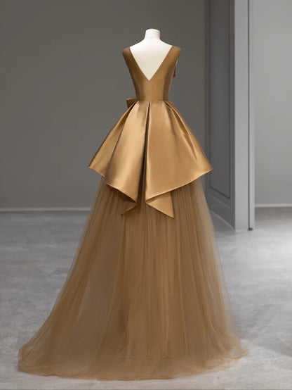 Robe de bal élégante en satin doré col en V, longues robes de soirée Inspo Tenues de soirée RB3996
