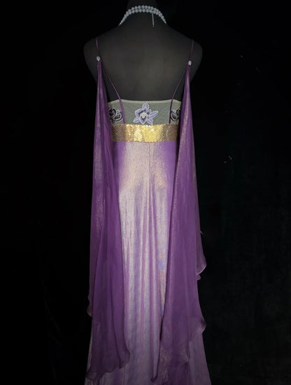 Bezaubernde Ballkleider A-Linie Spaghettiträger Lila Chiffon Mit Cape Langes formelles Abendkleid N3897