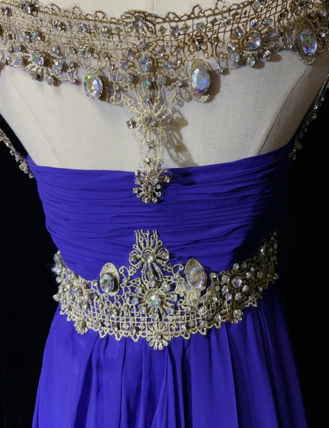 Modest Prom Dresses A Line Purple Jewel Neck With Ruffled Beads Lace Long Formal Outfits N3700