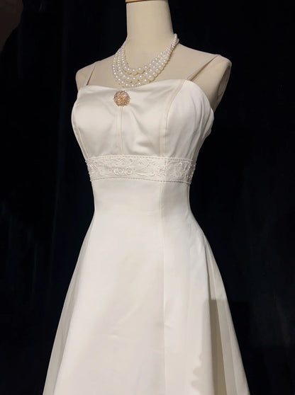 Timeless Wedding Dresses Ball Gown Spaghetti Strap Ivory With Beaded Long Brides Gown N3433