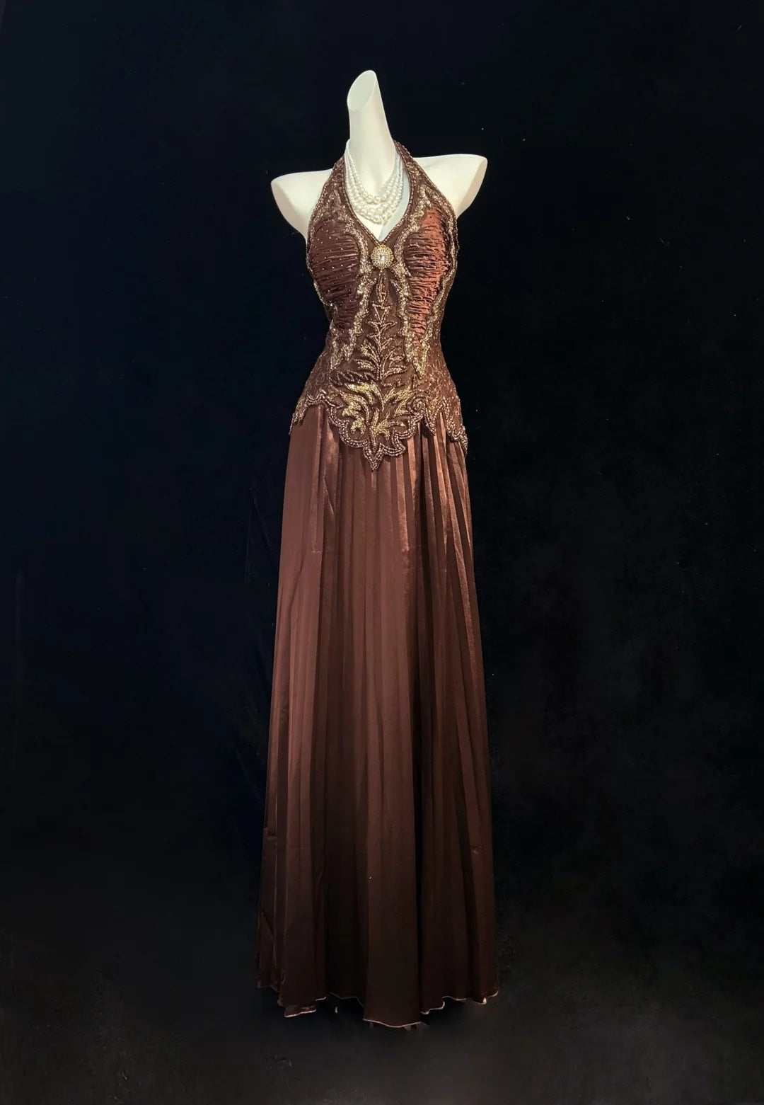 Vintage Prom Dresses 80s A Line Halter Chocolate Satin Long With Beading Evening Formal Outfits RB5137