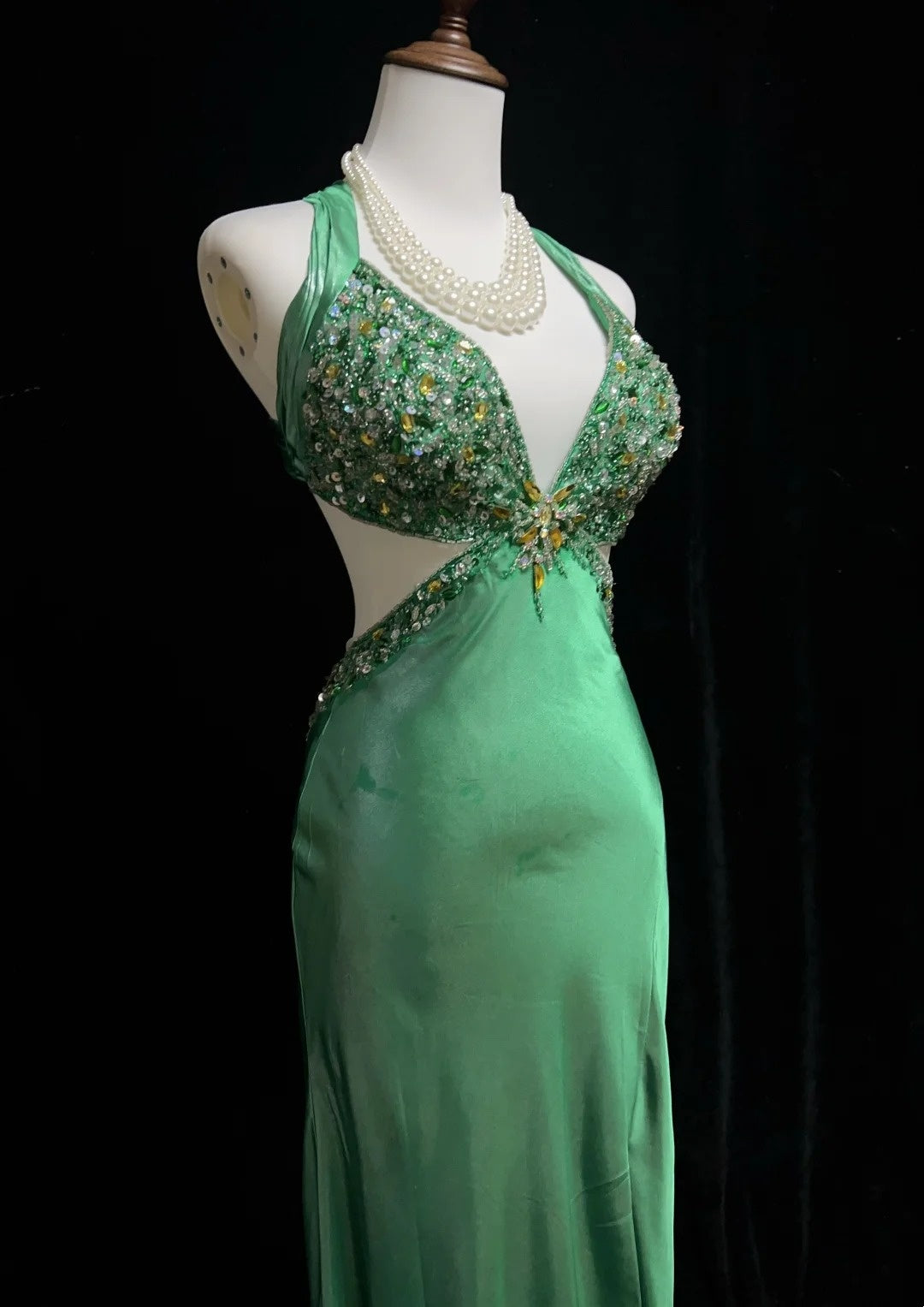 Vintage Prom Dresses Mermaid Halter Backless Green Beaded 90s Long Formal Evening Gown N2648