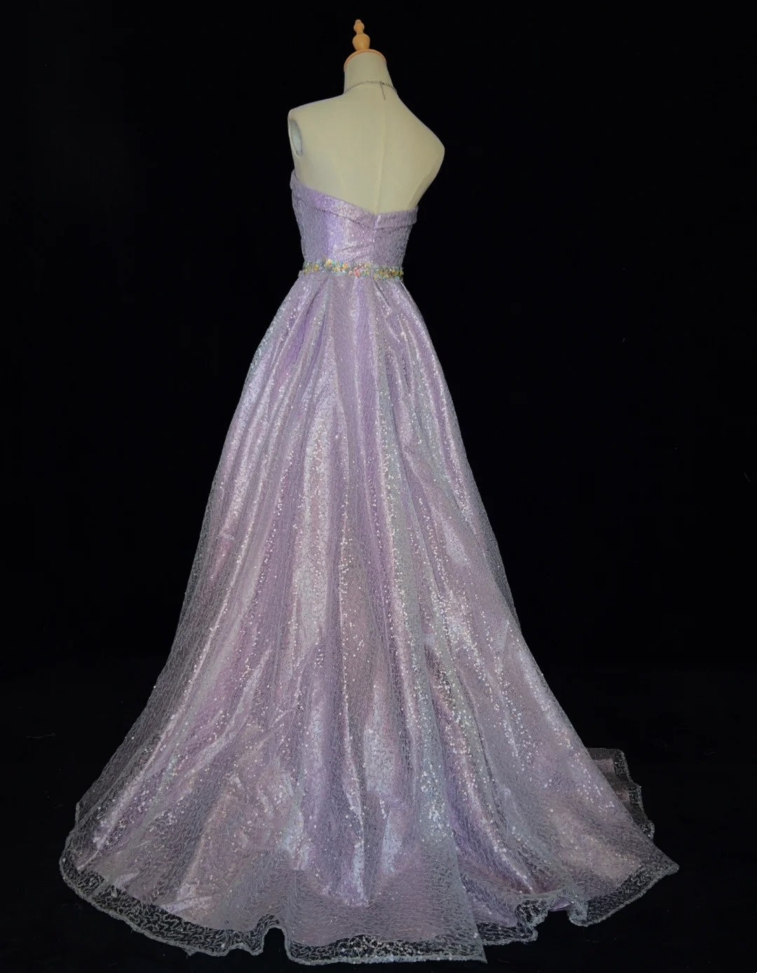 Prinzessin Abschlussballkleider Inspo Ballkleid Trägerlos Flieder Pailletten Lang Mit Perlen Bestickte Abendkleider N3393