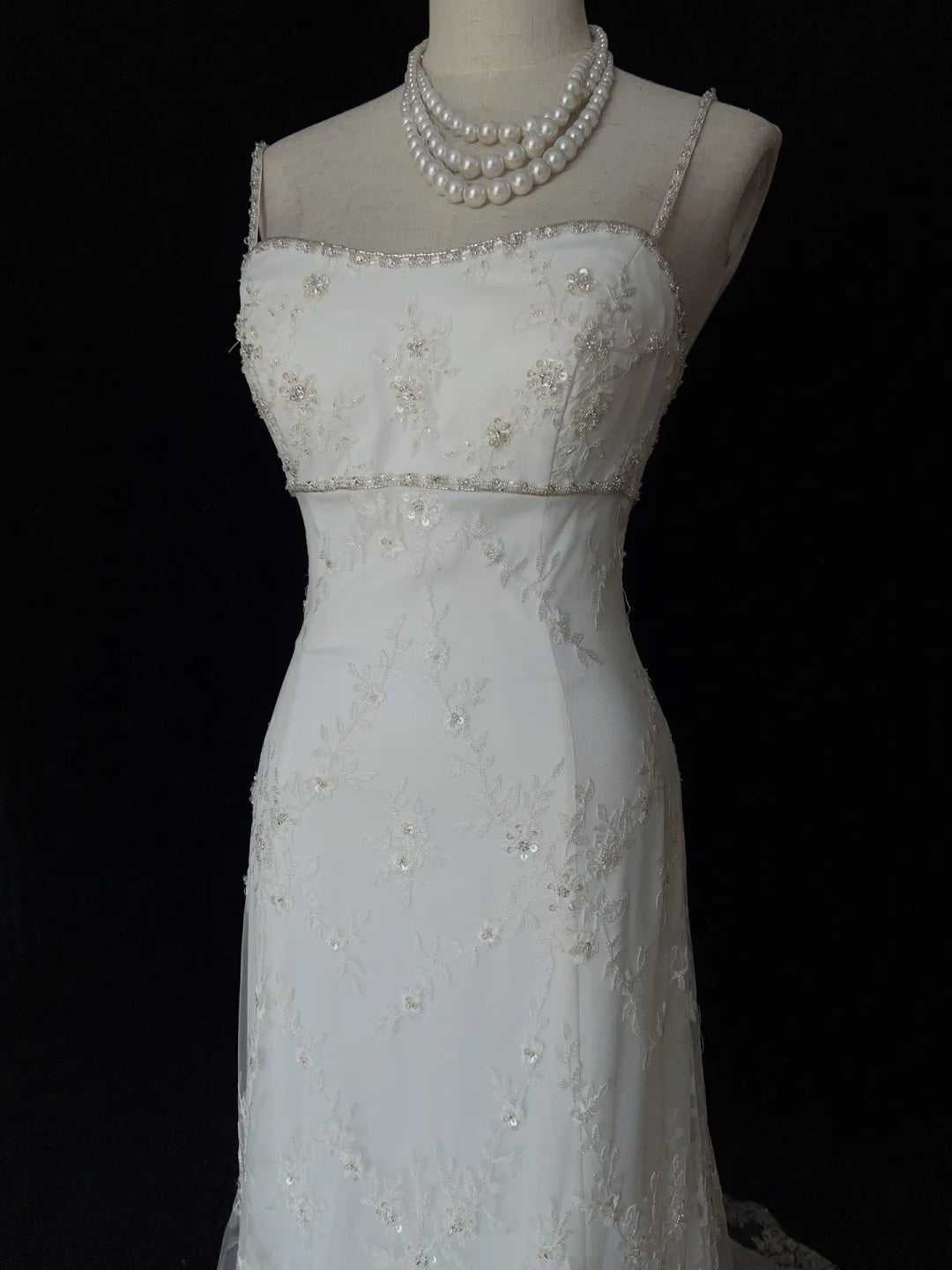 Vintage Brautkleider Inspo Meerjungfrau Spaghettiträger Weiß Lang 1980er Mit Spitze Brautkleider N3367