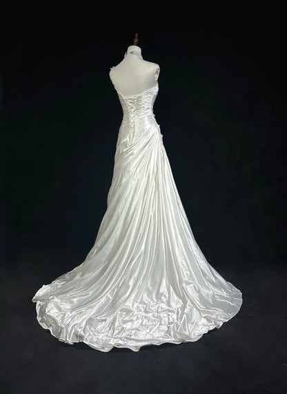 Robes de Bal Vintage Sirène Asymétrique Blanches avec Appliques Volants Satin Années 90 Robe de Soirée Formelle N2589