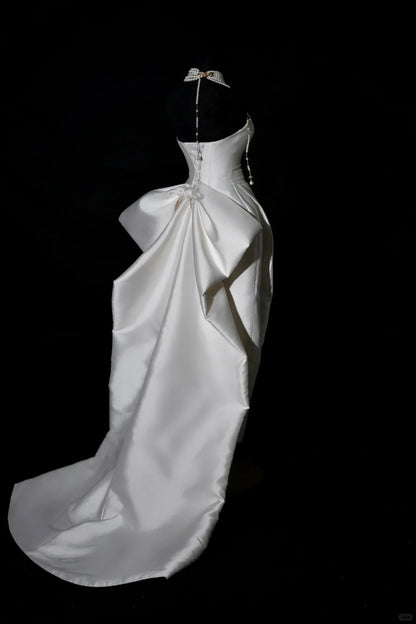 Robe de mariée fourreau unie, décolleté cœur, en satin plissé, robe de mariée longue et ajustée AB2530