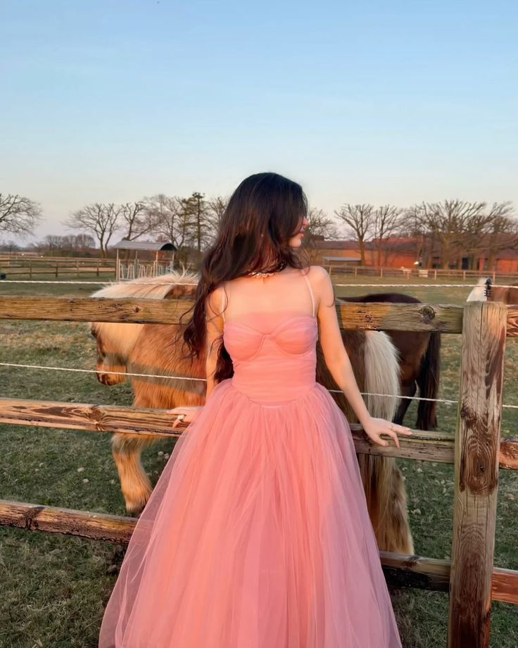 Schlichtes, rosa Tüll-Abendkleid in A-Linie mit Spaghettiträgern für Teenager, festliches Kleid, Party-Outfit, Ballkleid AB1048