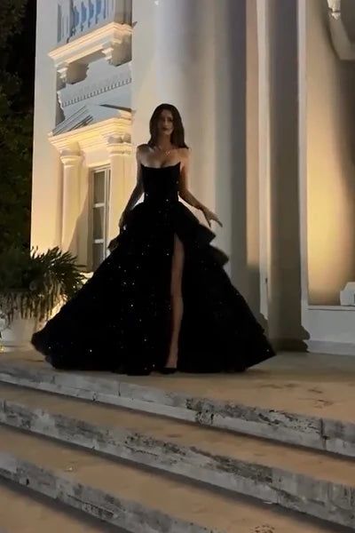 Funkelndes, trägerloses schwarzes Ballkleid mit Schlitz, Pailletten, langes formelles Partykleid N794