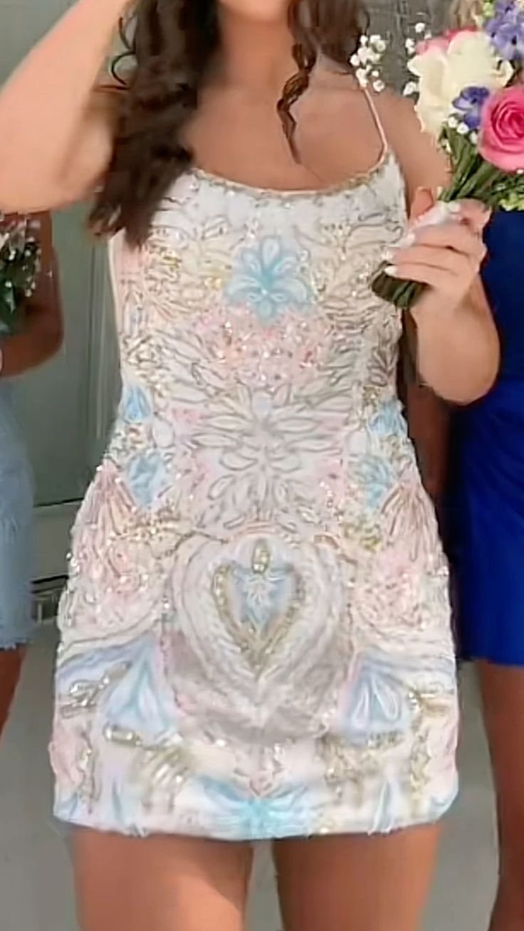 Sparkly Sheath Spaghetti Strap Sequined Sleeveless Short Homecoming Dresses Senior High School For Teens Ideas Inspo Short Hoco Court Gowns RB7287
