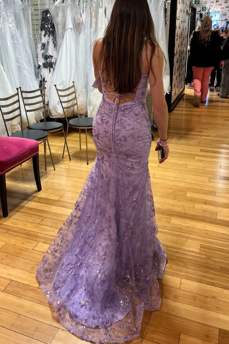 Robe de bal longue lilas à paillettes, bretelles spaghetti et dos nu, style sirène, AB1240