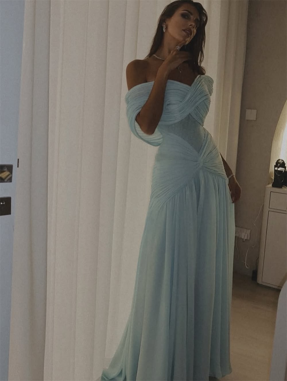 Robe de soirée personnalisée en mousseline bleu clair, coupe sirène sexy, décolleté cœur, épaules dénudées, style célébrité, robe d'invitée de mariage N897